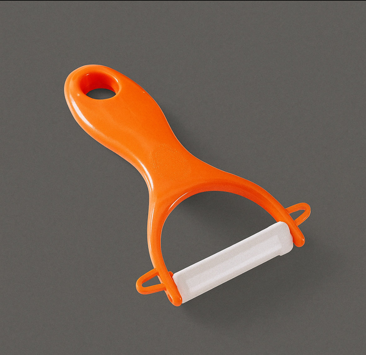 Vegetable and fruit peeler